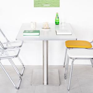 마레 테이블 화이트 실버 블랙 엣지 카페 다이닝 인테리어 디자인 식탁 4인 1200