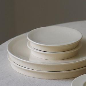 페블러 원형 굽접시 소 15cm 하이탑 다과 찬기 디접트접시