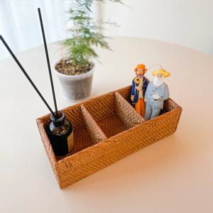 클래식 라탄 직사각 칸막이 꽂이