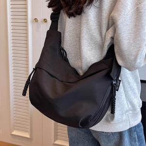 캐주얼 크로와상백 반달백 여행 데일리