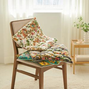 바세티 따뜻하고 푹신한 극세사 사각 방석 4color