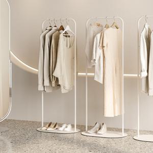 올리브 메탈 스탠드 행거 600