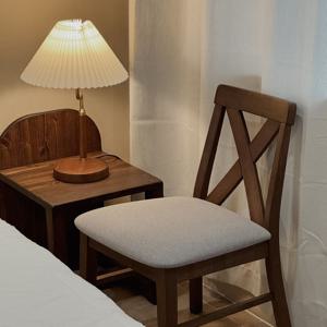 타미 원목 의자 식탁 인테리어 카페 디자인 체어 (2개)