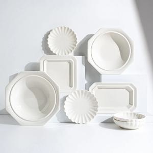 네이처 화이트/그레이 + 프리즈 양식 그릇 2인용 접시세트 (8P)