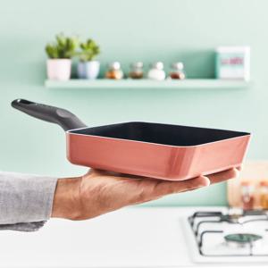 인조이 미니 계란말이팬 코랄 12X18cm / 티타늄