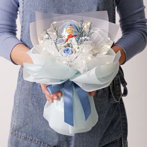 초콜릿 학예회 발표회 연주회 축하 재롱잔치 졸업식 킨더조이 투톤 비누꽃 레이스 조명꽃다발