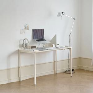 닐튼 플러스 책상 W1200-콘센트형