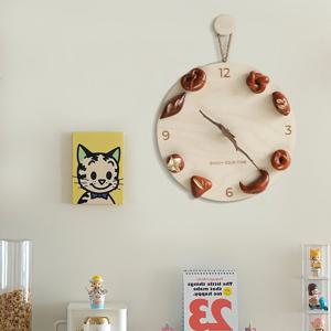 [해외] 프레즐 벽시계 우드 브라운 무소음 벽걸이시계 스탠드