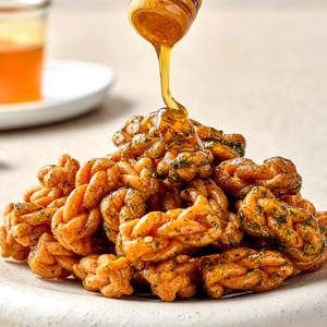 꿀+김가루+산마가 첨가된 꿀 산마 김 꽈배기 1+1 구성