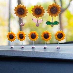 자동차 내부 인테리어 소품 흔들 인형 대시보드 해바라기 데코 장식품