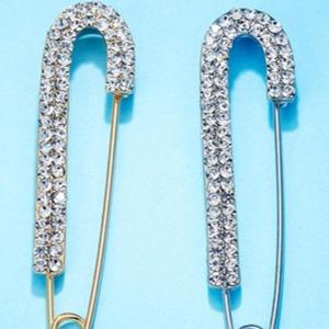 머플러 정장 가디건 패션 포인트 옷핀형 다용도 큐빅 브로치 배지