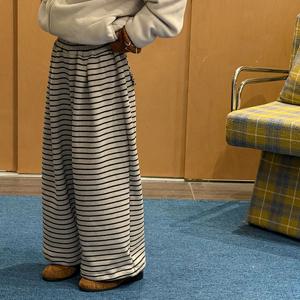 스트라이프 와이드 밴딩 기모 팬츠 R16013