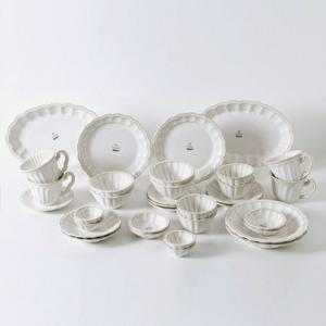 프랑스 빈티지 미뉴엣 4인 그릇 접시 식기세트 34P