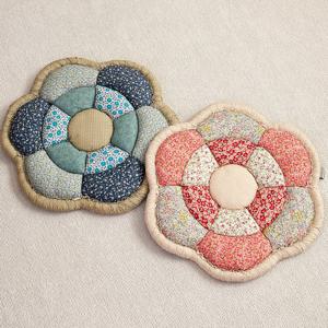 모닝 엠보싱 퀼트 원형 방석 (L) 2color