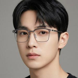 LUXEYE 명품 안경 긱시크 무테 뿔테 안경테 698007