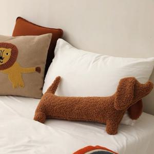 닥스훈트 모던 감성 패브릭 거실 소파 침실 쿠션 목쿠션