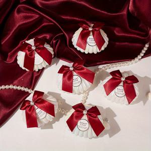 TEMU 6개 세트의 아름다운 조개 모양의 캔디 박스, 빨간 리본과 진주 액센트가 있는 우아한 조개 모양의 캔디 박스, 플라스틱 제안 반지 박스, 결혼식, 기념일, 새해 파티 선물, 범용 휴일 카니발 테마 장식, 전기 없음