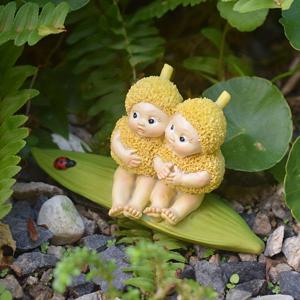 TEMU 요정 가족 트윈 엘프가 무당벌레를 관찰하는, 레진 정원 장식 꽃요정 숲속 동화 오너먼트 실내외 조각상, 엘프와 무당벌레 창의적인 작은 선물