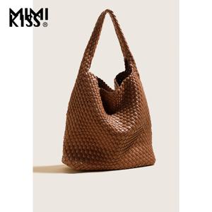 TEMU 여성용 대용량 토트백 - 우아한 딥 브라운 핸드백, 키락 클로저, 넉넉한 작업용 가방, 일상 및 사무실/정장 행사용 내구성 있는 이중층 가죽 지갑 - 시크 디자인, 다용도 캐리어, 텍스처 마감, 패션 감각 있는 구매자|가죽가방