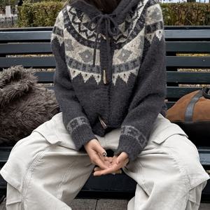 TEMU 여성용 한국풍 스웨터 자켓 - 한류 프린트 & 한국어 로고, 캐주얼 버튼 프론트 후디, K-드라마 팬을 위한 사계절 따뜻한 아우터웨어, 여성용 포근한 가디건, 니트 스웨터 코트, 여성용 포켓이 있는 가을 스웨터 재킷, 프린트 후드 가디건, 여성용 가을 카디건