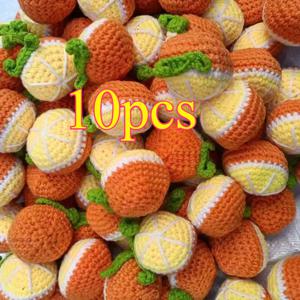 TEMU 10개 수제 코바늘 뜨개질 오렌지 액세서리 - 튼튼하고 스타일리시한 가을/겨울 컬러 세트 (블랭킷, 스웨터, 코트용) - 친구를 위한 완벽한 선물, 귀여운 키체인 가방 참, 축제 추수감사절 장식, 축제 선물 아이템|생생한 오렌지|튼튼한 원단