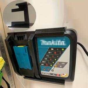 TEMU 마키타 DC18RC-18V 벽걸이 충전 브래킷 마운팅 베이스, 전동 공구 보관 , 작업장 충전 보관 랙, 2 x 5.5mm 직경 나사 구멍 포함, 충전 벽걸이 브래킷