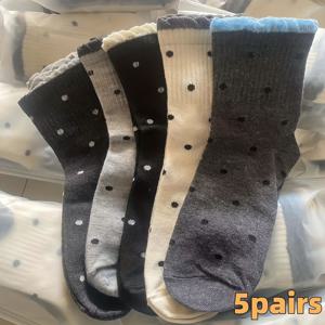 TEMU 5켤레 여성용 겨울 따뜻한 중간 길이 양말, 한국 & 일본 스타일 물방울 무늬 & 러플 커프스 - 두꺼운 보온 원단, 탄성 커프스 & 발가락, 손세탁 가능, 캐주얼 & 포멀 웨어를 위한 우아하고 다재다능함