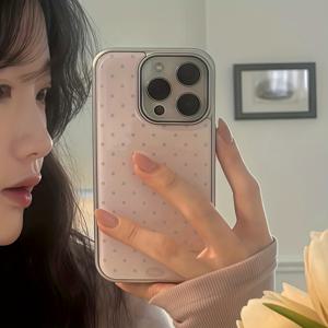 TEMU 아이폰 17 프로맥스, 17 프로, 17 에어, 17, 16, 15, 14, 13용 귀여운 유광 충격 방지 후면 커버. 로즈 폴카 도트가 특징인 디자인과 유광 에폭시 마감이 특징입니다.|폰케이스