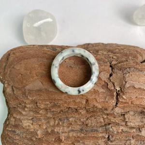 TEMU 천연 옥 반지 - 와이드 6mm 천연석 주얼리, 웨딩, 파티, 데일리 웨어에 적합 - 12월 탄생석 선물 (천연 색상 변화)