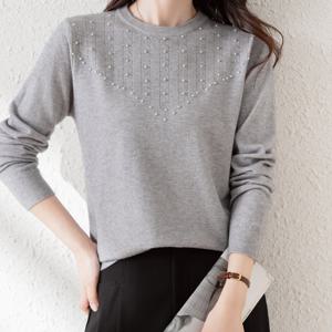 TEMU 여성용 캐주얼 비즈 장식 롱 슬리브 스웨터 - 솔리드 컬러 라운드넥 풀오버, 중간 신축성, 사계절 활용 가능한 편안한 니트웨어, 클래식 레이어링, 통기성 좋은 소재, 아늑한 착용감