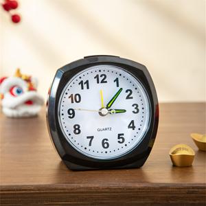 TEMU 1pc RUISUNG Silent Alarm Clock, Snooze 및 야간 조명, 3인치 블랙 & 화이트 디지털 디스플레이, 명확한 대형 숫자, 직사각형 ABS 플라스틱 디자인 - 배터리 작동 (AA 포함되지 않음) 침실, 거실, 사무실 - 노인, 학생, 노인, 수면 도우, 현대 장식, 세련된 외형, 배터리 작동 시계, 내구성 있는 구조