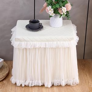 TEMU 레이스 트림이 있는 우아한 핑크 퀼트 테이블 클로스 - 나이트 스탠드, 홈 데코, 식탁용으로 다용도로 사용할 수 있는 다목적 폴리에스터 커버, 모든 계절에 적합한 식탁 커버|퀼트 텍스처|레이스 엣지, 테이블 데코