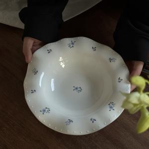 TEMU 1pc 프랑스 빈티지 세라믹 접시 - 불규칙한 모양, 꽃무늬, 현대 서양 식기, 스테이크와 디저트에 이상적, 내구성과 스타일리시한 가정용, 디저트 서비스 접시 | 꽃무늬 접시 | 장식 접시