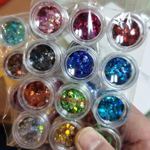 TEMU 12색 무지개 빛깔 홀로그래픽 네일 글리터 - 육각형 레이저 스파클, 컬러풀 쉬머 효과, 손발 장식, 텍스처 디자인, 네일 강화, 페디큐어 장식,매니큐어 액세서리,무지개 빛깔 글리터,텍스처 네일 아트,오래 지속되는 반짝임,하이샤인 플레이크스,스파클링 네일 파우더,멀티컬러 글리터,DIY 매니큐어 애호가,네일