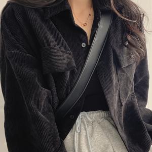 TEMU 여성을 위한 빈티지 스타일 블랙 재킷 - 캐주얼 롱 슬리브 버튼 프론트, 플랩 포켓, 리브드 커프 - 가을/겨울 아우터웨어, 계절 패션에 완벽함 | 버튼업 프론트 재킷 | 텍스처