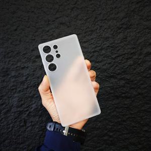 TEMU 삼성 갤럭시 S25용 프로스티 매트 PP 폰 케이스, 솔리드 컬러 디자인, 투명 커버, 초슬림 디자인 및 충격 방지 투명 외부 레이어. 스크린 보호기, 낙하 방지, 프로스티 표면 처리, 사진 인쇄 없음