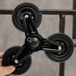 TEMU 1pc 블랙 메탈 및 플라스틱 계단 클라이머 - 튼튼하고 계단 및 불규칙한 표면에서 쉽게 사용할 수 있는 트럭용 안전한 연결 바퀴, 튼튼한 구조 바퀴, 미끄럼 방지 계단 바닥, 계단 클라이밍