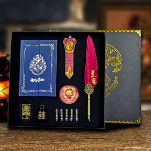 TEMU 5개 해리 포터 가구 선물 세트 - 그라인더, 슬리퍼, 허글, 롱스터, 라비드 포함 - 펜, 빈티지 청동 서명판, DIY 입문서, 학교 및 사무실용품, 마법 세계 액세서리, 종이 재질, 팬을 위한 선물|편지지