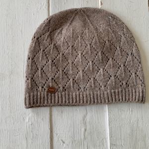 TEMU 여성용 일본 빈티지 로마스 패턴 - 통기성 귀걸이 슬러치 비니, 소/중 사이즈에 적합한 탄력적 핏, 2025 신상 겨울 모자, 캐주얼 & 오피스 웨어에 적합