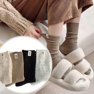 TEMU 4쌍 토끼 라벨 패치 양말, 캐주얼 일본 스타일 미드 튜브 양말, 가을 & 겨울용 여성 스타킹 & 호시어리