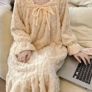 TEMU 여성용 겨울 플러시 파자마 드레스 - 스퀘어 넥 & 긴 소매, 두꺼운 보온 칼라 & 보우 타이 벨트, 포근한 플란넬 느낌의 나이트가운, 세탁기 사용 가능한 긴 드레스 (베이지/브라운)