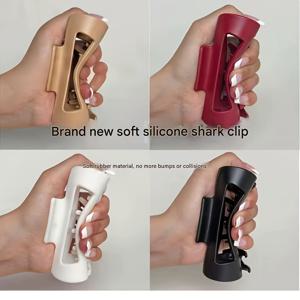 TEMU 4개 상어 클립 헤어핀 세트 - 부드러운 충돌 방지 보호 백 그리퍼, 튼튼하고 유연한 디자인으로 안전한 고정, 여성용 스타일리시 헤어 클립, 발렌타인데이 선물, 헤어 액세서리, 슬림한 헤어핀, 고품질 그립퍼