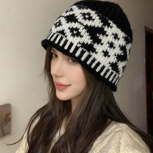 TEMU 페어 아일 스타일 모자, 빈티지 패턴 비니, 따뜻한 가을/겨울 모자, 패셔너블하고 활용도 높은, 얼굴에 어울리는 여성용 크리스마스 및 새해 캐주얼 스트리트 스타일 모자.|모자