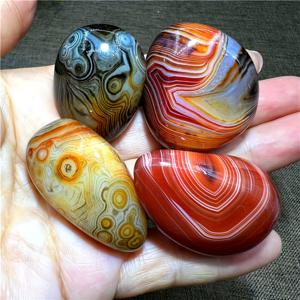 TEMU 4개 자연적인 실크 아가트 팔스톤 - 다듬어진 쿼츠, 다양한 패턴과 색상, 독특한 디자인, 무작위 배송