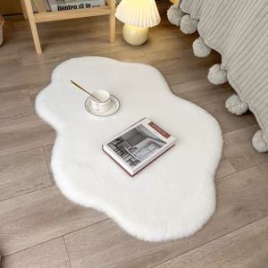 TEMU 크림색 플러시 토끼 털 모양 구름 장식 러그, 푹신하고 조밀한 세탁 가능한 고품질 파일, 소파 쿠션, 체어 패드, 침대 옆 매트, 옷장 장식으로 아늑한 분위기 연출, 홈 ,구름 모양,아늑한 미학,세탁 가능한 원단,조밀한 재료,플러피 매트,장식용 카펫,홈 데코 애호가,반려동물 친화적인 홈|소파패드
