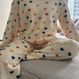 TEMU 여성용 얇은 플리스 미니멀한 캐주얼 수면복, 따뜻한 플란넬 라운지웨어 - 긴팔 원목폴로 탑과 루즈핏 바지 세트 (가을 겨울)