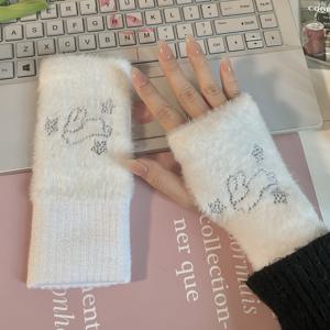 TEMU 여성용 플러시 토끼 장갑 - 귀여운 토끼 얼굴 & 발바닥 프린트 디자인의 따뜻한 겨울용 반장갑, 부드러운 플러시 원단, 신축성 있는 핏, 드라이 크리닝만 가능 - 캐주얼 외출에 우아하고 다재다능하며 귀여운 장갑, 추운 날씨에 적합, 장난기 넘치는 디자인