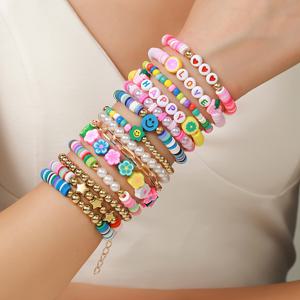 TEMU 14가지 컬러풀 플라워 LOVE 러브 레터 폴리머 클레이 비즈 팔찌 세트 - 귀엽고 사랑스러운 여성용 캐주얼 스타일
