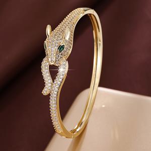 TEMU 여성용 우아한 팔찌, 독특한 동물 디자인 - 반짝이는 합성 지르코니아 돌, 구리 베이스, 캐주얼한 옷이나 선물로 적합