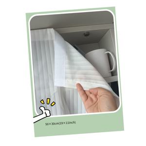 TEMU 벽에 부착하는 드릴 없이 설치하는 흰색 수직 블라인드 (자체 접착 매직 테이프 포함). 빛을 들이면서도 프라이버시를 유지하며 주방, 욕실, 옷장에 적합하며 임시 커튼으로도 사용 가능.